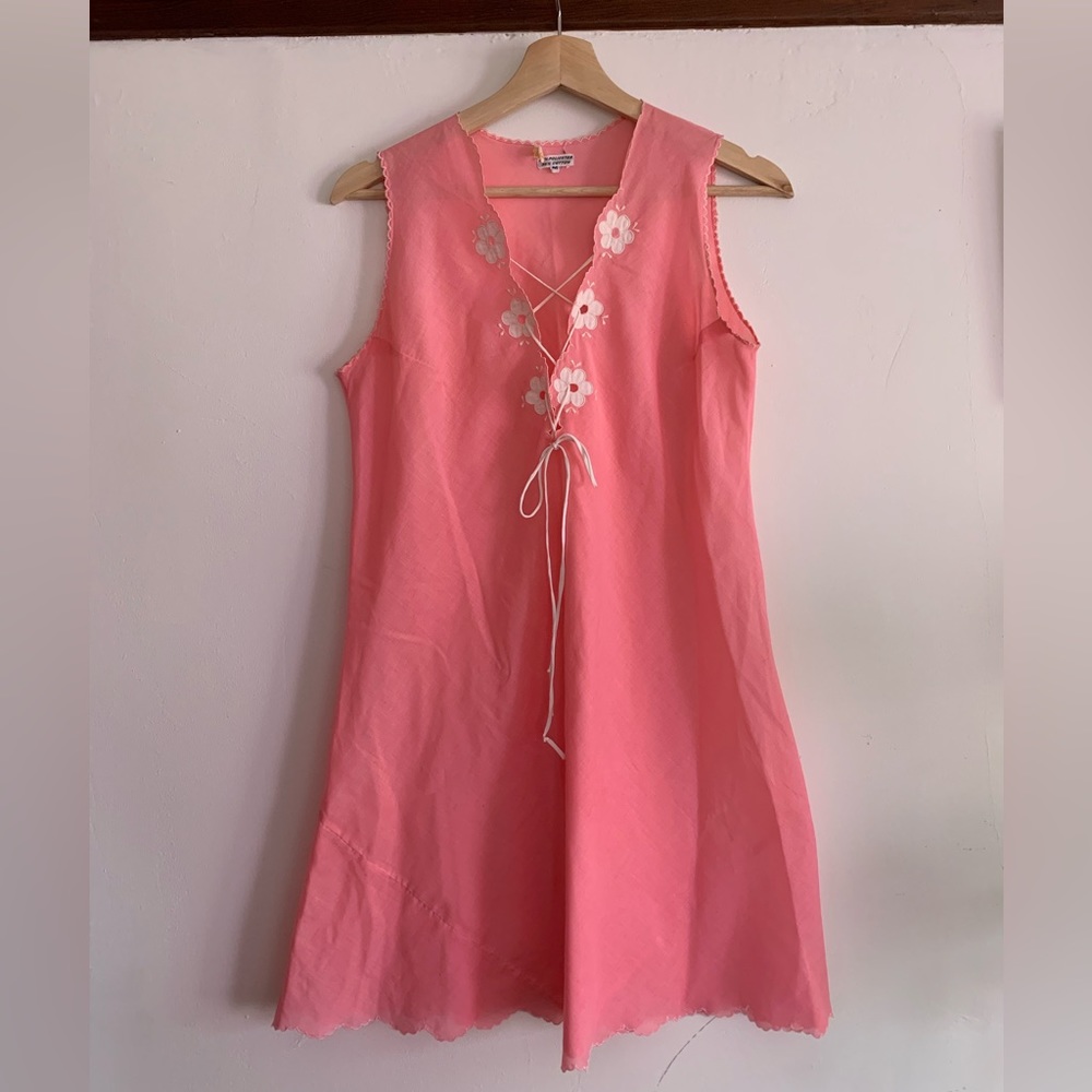 60s Barbie Lord & Taylor, made in Italy pink lace up daisy slip dress